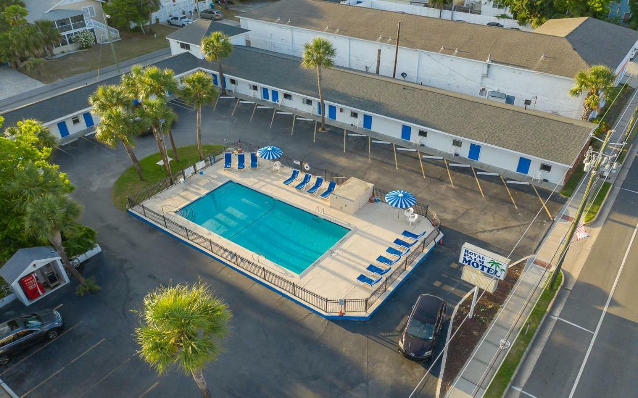 Royal Palms Motel ไทบีไอส์แลนด์ ภายนอก รูปภาพ
