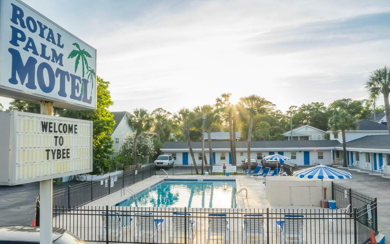 Royal Palms Motel ไทบีไอส์แลนด์ ภายนอก รูปภาพ